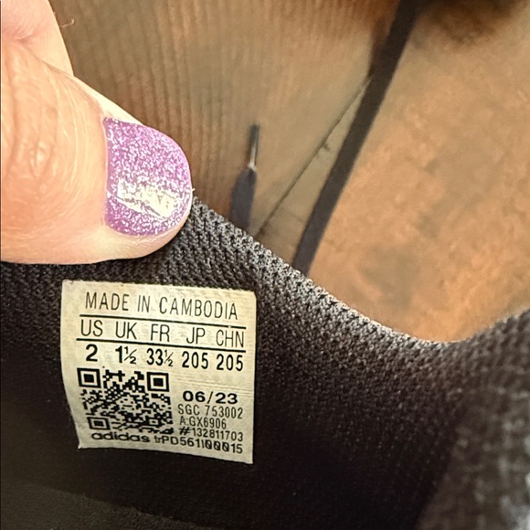 Adidas Kids Black and Blue Soccer Cleats - Picture 2 of 10